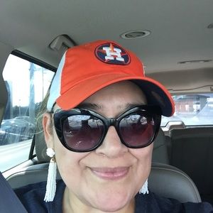 Meet your Posher, Minerva